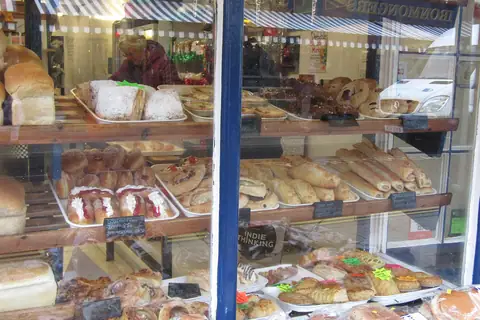 Wonda Afro Caribbean Restaurant and Bakery photo 4